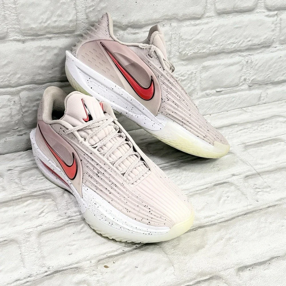 Nike zoomx cut